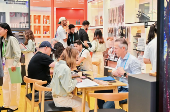 Ospitalità a catena intera