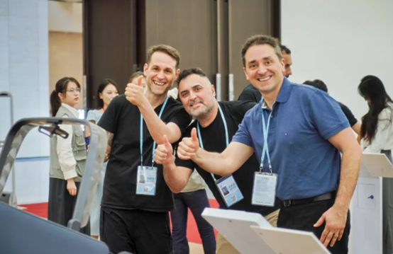 Oltre 310.000 acquirenti esteri provenienti da 223 Paesi e regioni hanno preso parte all'evento